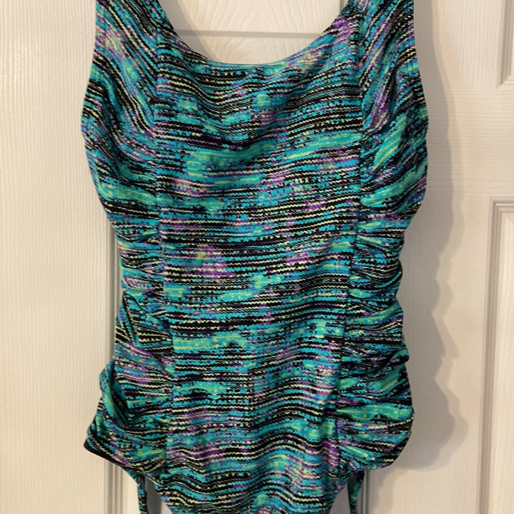 Speedo One Piece Swimsuit size 8 BNWOT - Picture 2 of 12